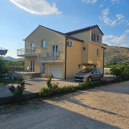 Holiday home Krvavac